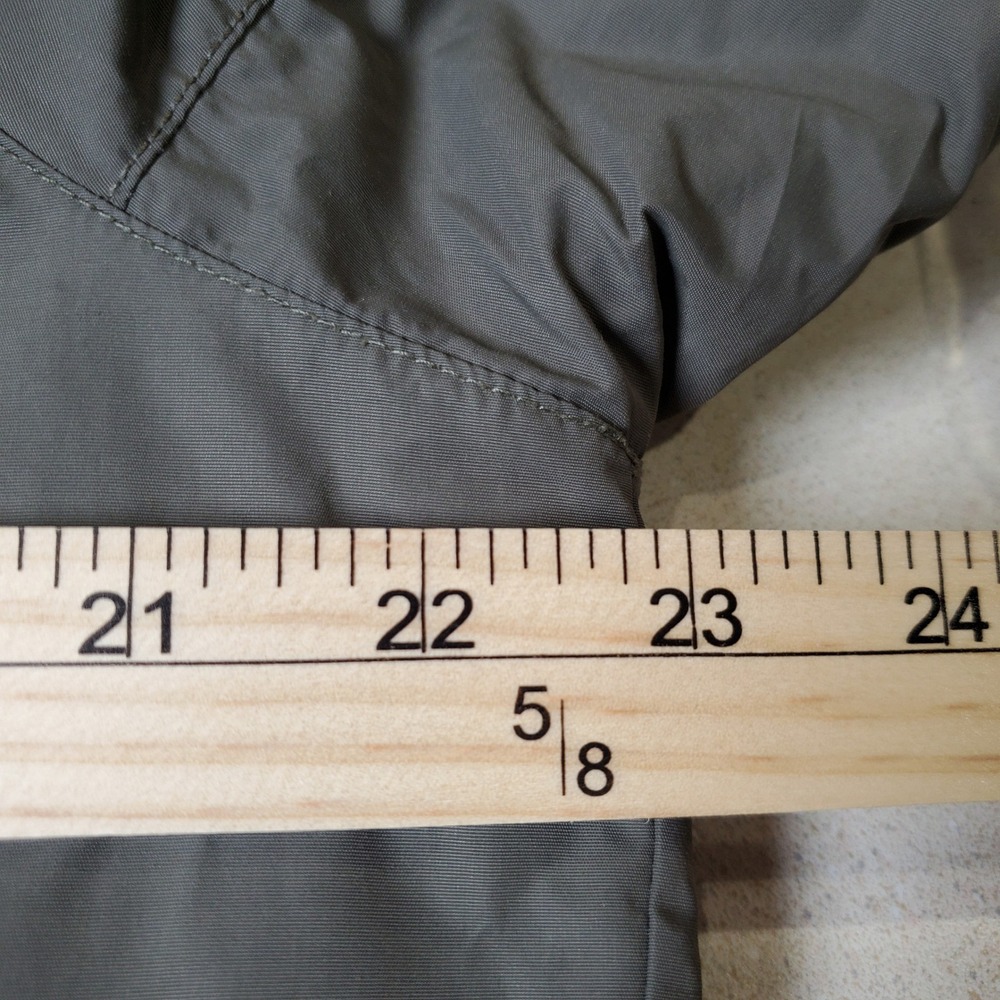 The North Face Mens Insulated Bomber Jacket Olive Green Medium Full Zip Pockets - Picture 6 of 10